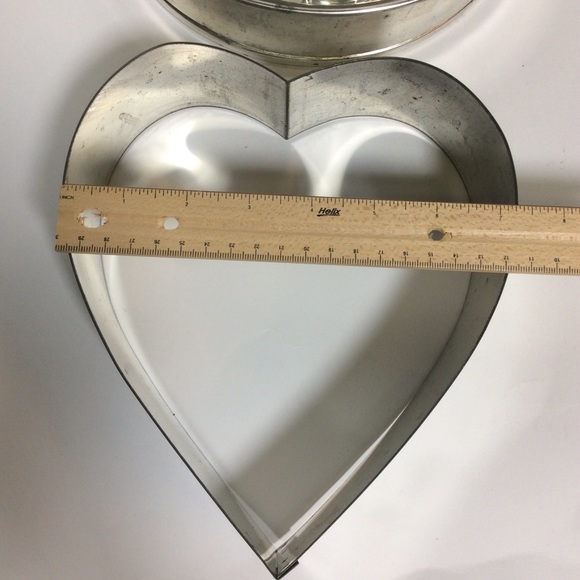 The Pampered Chef Springform Pan Set. - Picture 12 of 15